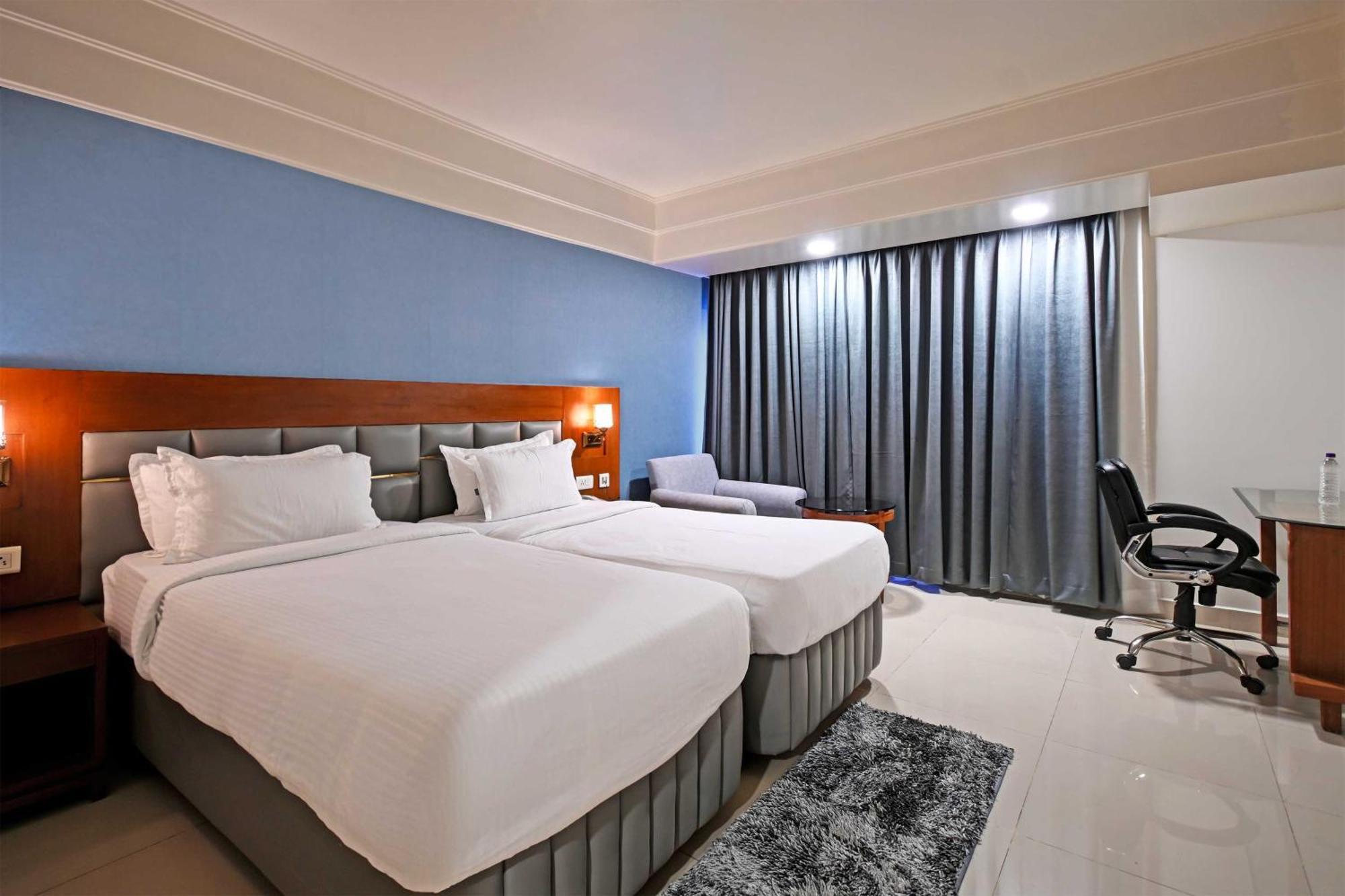 Hotel Palette Madhapur à Haïdarabad Extérieur photo