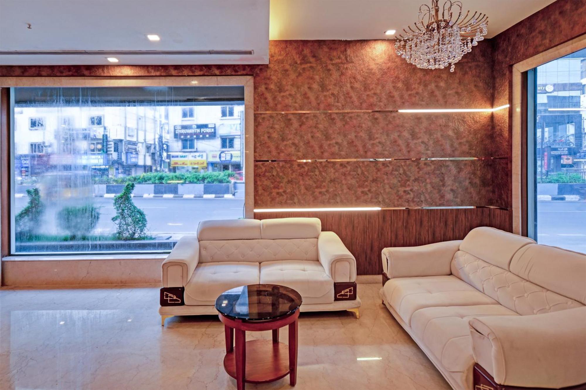 Hotel Palette Madhapur à Haïdarabad Extérieur photo